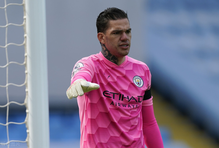 关于明尼苏达森林狼训练开放日，今夜绝杀压哨引欢呼，英超在即，轮换策略成焦点的信息